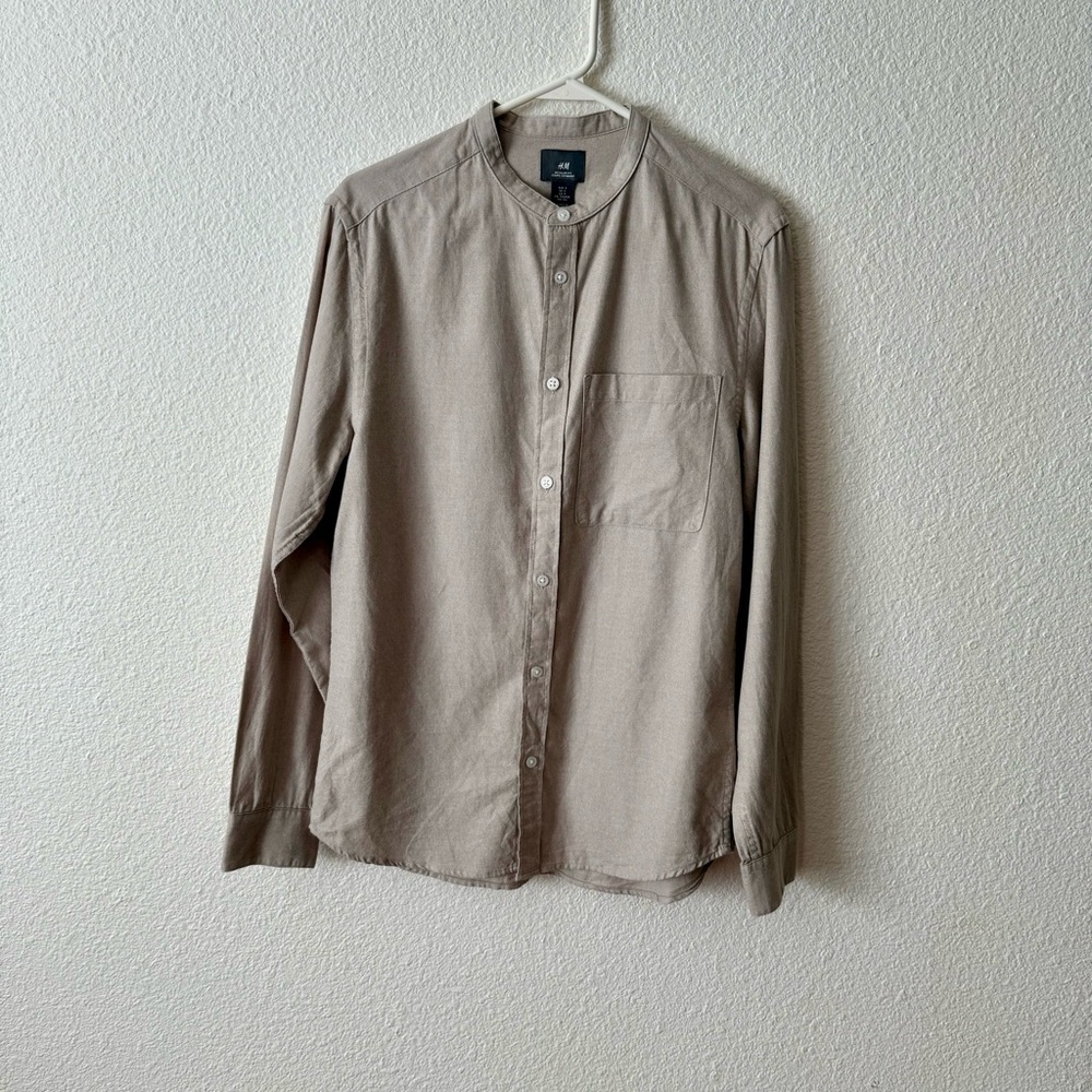 H&M Button Front Banded Collar Long Sleeve Shirt Baige Cotton SZ S